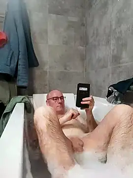 bogland33 online show from February 14, 2026, 5:02 pm