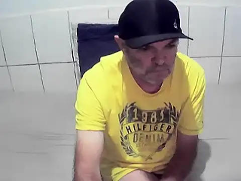 Snapshot of pierdona chatting on July 11, 2026, 8:20 pm pierdona online show from July 11, 2026, 8:20 pm