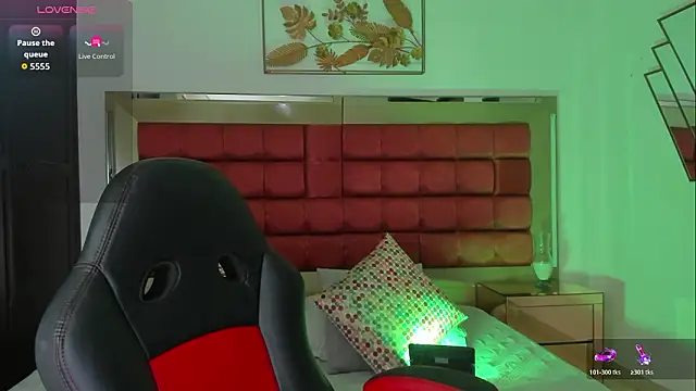 Snapshot of KarenPautt chatting on February 10, 2026, 5:45 pm KarenPautt online show from February 10, 2026, 5:45 pm