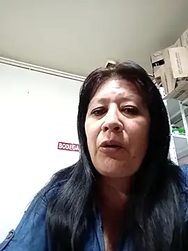 carolina linarez69 online show from April 23, 2026, 11:39 pm