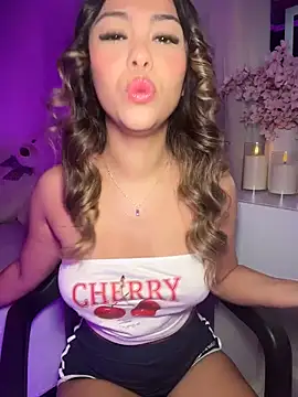 tuckersabrina online show from February 18, 2026, 2:13 pm