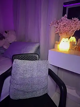 tuckersabrina online show from March 19, 2026, 1:00 pm