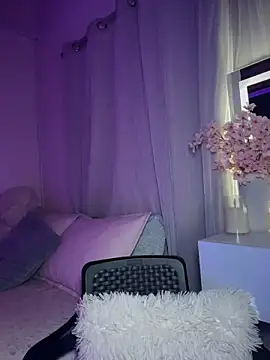 tuckersabrina online show from November 20, 2025, 12:28 pm