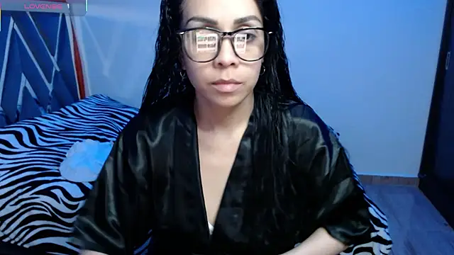 Snapshot of Amber_Lovely chatting on September 29, 2025, 10:37 pm Amber Lovely online show from September 29, 2025, 10:37 pm