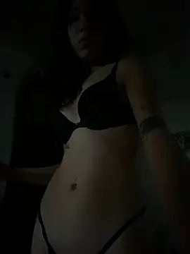 kittyprettybby online show from June 14, 2026, 4:30 pm