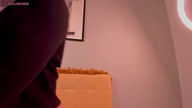 Snapshot of Sophiaa_sensual chatting on December 15, 2025, 1:44 am Sophiaa sensual online show from December 15, 2025, 1:44 am