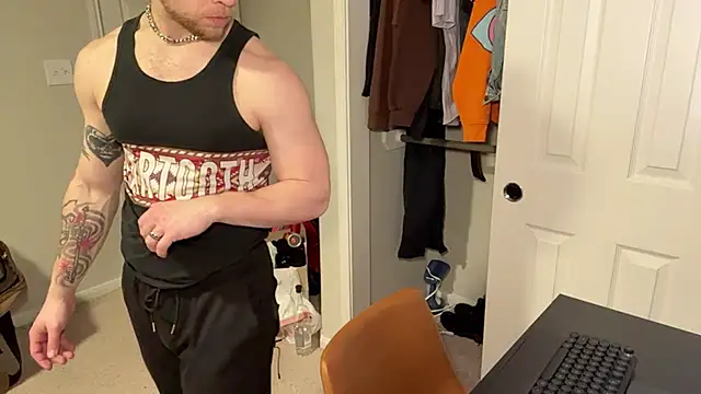 Snapshot of DaddydayDrinkzz chatting on February 28, 2025, 7:15 am DaddydayDrinkzz online show from February 28, 2025, 7:15 am