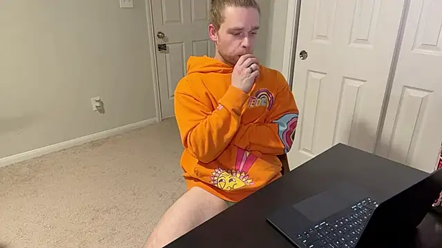 Snapshot of DaddydayDrinkzz chatting on March 8, 2025, 6:32 am DaddydayDrinkzz online show from March 8, 2025, 6:32 am