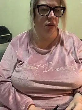 curvy-Ruby-Uk online show from January 11, 2025, 7:49 am