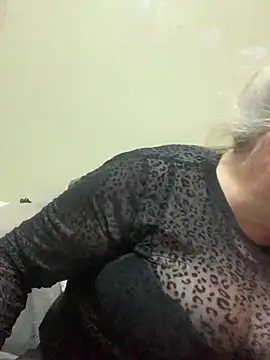 curvy-Ruby-Uk online show from February 2, 2025, 6:42 pm
