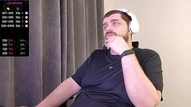 KingMarti online show from February 4, 2026, 12:38 am