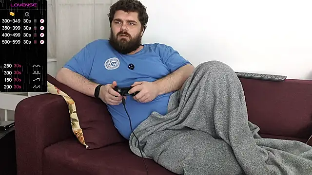 Snapshot of KingMarti chatting on December 19, 2024, 9:16 pm KingMarti online show from December 19, 2024, 9:16 pm