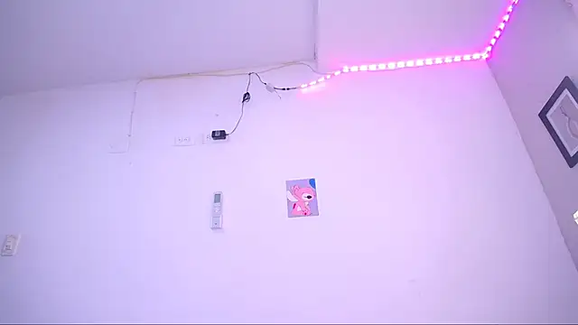 Snapshot of alaia_03 chatting on November 6, 2025, 12:14 am alaia 03 online show from November 6, 2025, 12:14 am