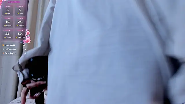 OttilieDurow online show from March 18, 2025, 8:59 pm