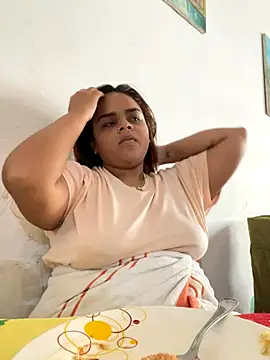 Evabigass online show from November 25, 2025, 8:31 pm