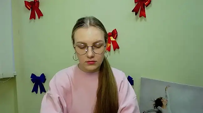 Snapshot of _AlMamiyy_ chatting on March 19, 2025, 7:40 am  AlMamiyy  online show from March 19, 2025, 7:40 am