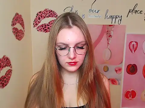 Snapshot of _AlMamiyy_ chatting on September 10, 2025, 12:15 pm  AlMamiyy  online show from September 10, 2025, 12:15 pm