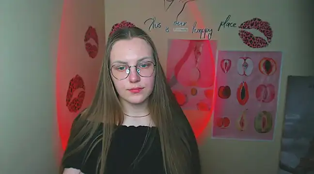 Snapshot of _AlMamiyy_ chatting on February 13, 2025, 11:04 pm  AlMamiyy  online show from February 13, 2025, 11:04 pm