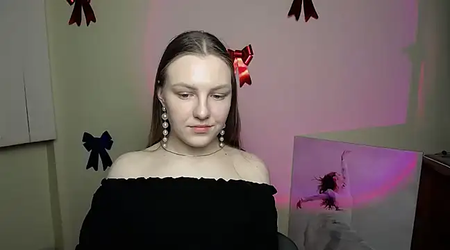 Snapshot of _AlMamiyy_ chatting on February 10, 2025, 3:24 am  AlMamiyy  online show from February 10, 2025, 3:24 am