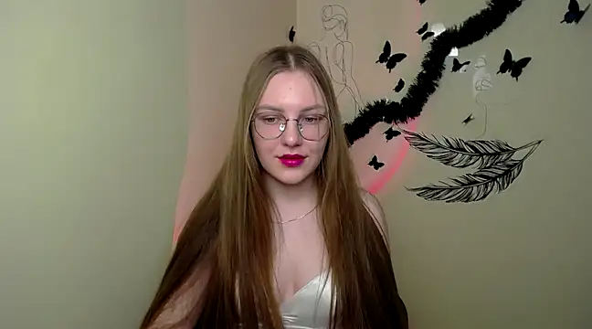 Snapshot of _AlMamiyy_ chatting on February 15, 2025, 10:55 am  AlMamiyy  online show from February 15, 2025, 10:55 am