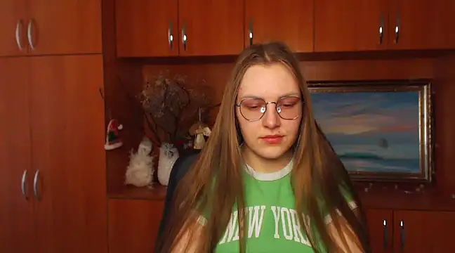 Snapshot of _AlMamiyy_ chatting on February 25, 2025, 1:32 pm  AlMamiyy  online show from February 25, 2025, 1:32 pm