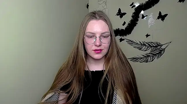 Snapshot of _AlMamiyy_ chatting on February 24, 2025, 1:24 am  AlMamiyy  online show from February 24, 2025, 1:24 am