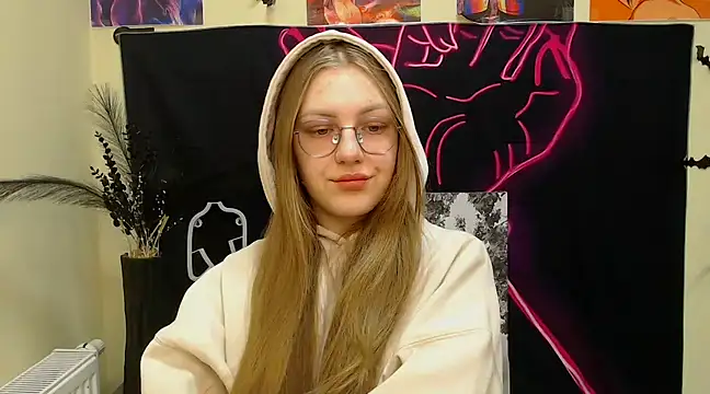 Snapshot of _AlMamiyy_ chatting on March 15, 2025, 7:53 am  AlMamiyy  online show from March 15, 2025, 7:53 am