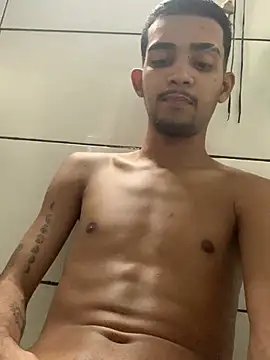 moreninhoP online show from February 25, 2025, 1:32 pm