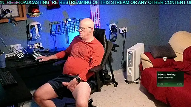 Pilot Dave 69 online show from November 21, 2025, 6:23 am