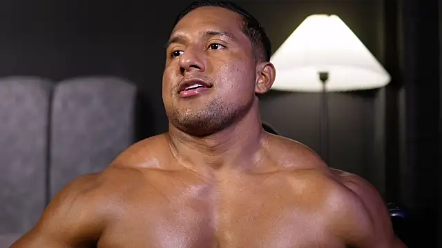 Snapshot of CallumMuscle chatting on November 27, 2025, 4:07 pm CallumMuscle online show from November 27, 2025, 4:07 pm