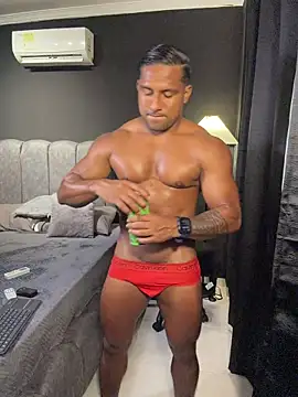 Snapshot of CallumMuscle chatting on December 5, 2025, 5:06 am CallumMuscle online show from December 5, 2025, 5:06 am