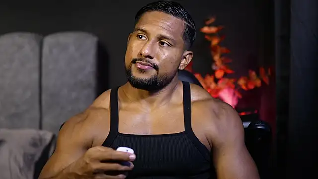 Snapshot of CallumMuscle chatting on November 7, 2025, 3:16 pm CallumMuscle online show from November 7, 2025, 3:16 pm