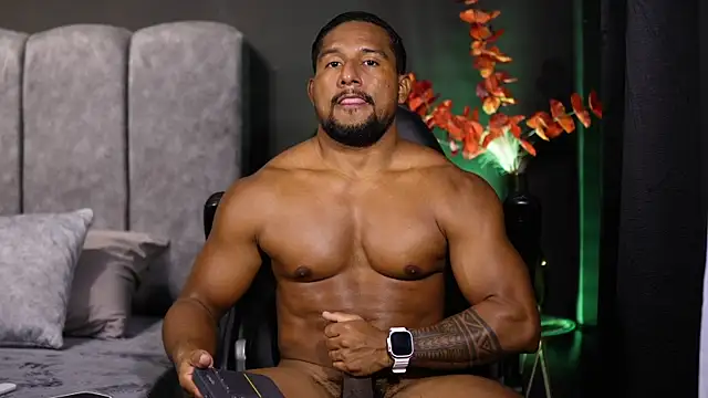 Snapshot of CallumMuscle chatting on November 13, 2025, 11:47 am CallumMuscle online show from November 13, 2025, 11:47 am