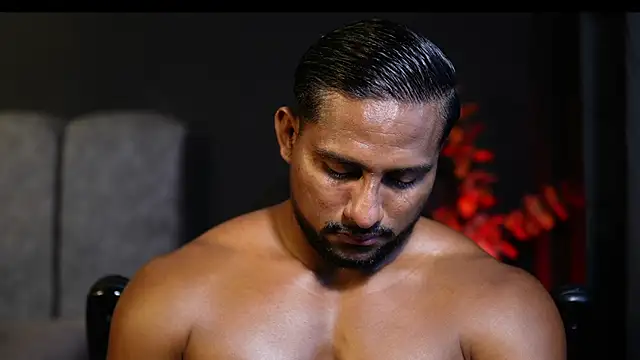 Snapshot of CallumMuscle chatting on November 22, 2025, 3:00 pm CallumMuscle online show from November 22, 2025, 3:00 pm