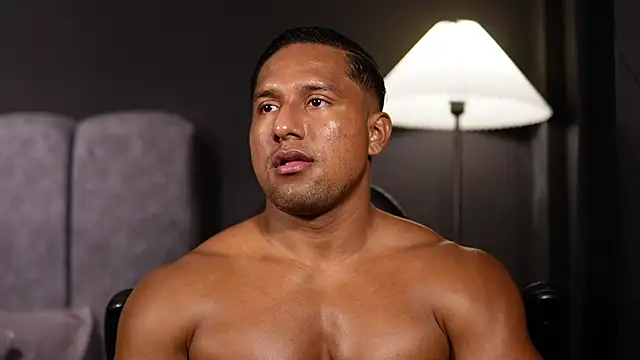 Snapshot of CallumMuscle chatting on December 4, 2025, 3:27 am CallumMuscle online show from December 4, 2025, 3:27 am