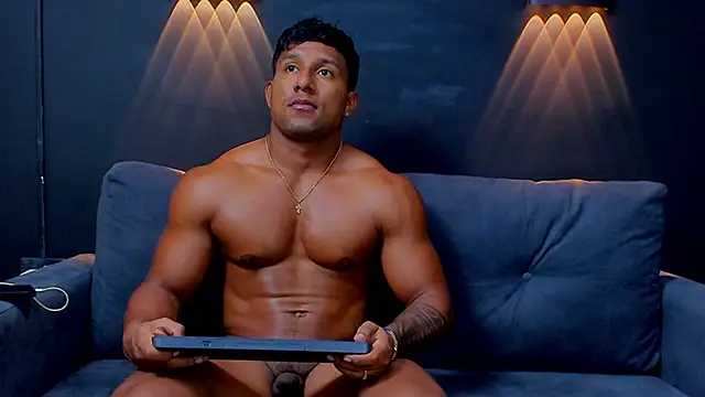 Snapshot of CallumMuscle chatting on February 24, 2025, 6:27 am CallumMuscle online show from February 24, 2025, 6:27 am