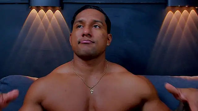 Snapshot of CallumMuscle chatting on February 3, 2025, 6:34 am CallumMuscle online show from February 3, 2025, 6:34 am