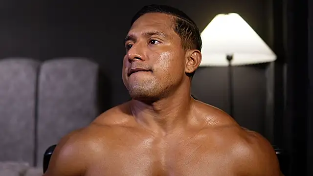 Snapshot of CallumMuscle chatting on December 3, 2025, 3:51 am CallumMuscle online show from December 3, 2025, 3:51 am