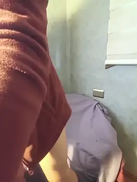 Snapshot of nextdoorneighbor chatting on February 10, 2026, 6:18 pm nextdoorneighbor online show from February 10, 2026, 6:18 pm