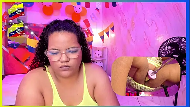 Snapshot of MhiaRey chatting on June 24, 2026, 1:21 pm MhiaRey online show from June 24, 2026, 1:21 pm