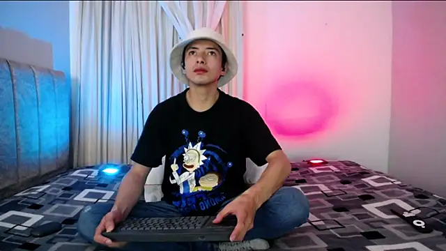 Yellowpokemon23 online show from April 3, 2026, 3:46 am