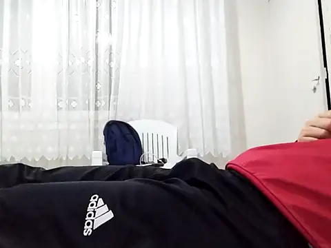 kopgelhadi online show from December 3, 2025, 5:23 pm