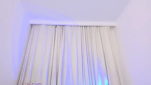 amelia sunlight online show from March 7, 2025, 1:09 am