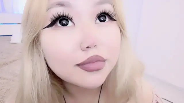 amelia sunlight online show from March 15, 2025, 4:35 am