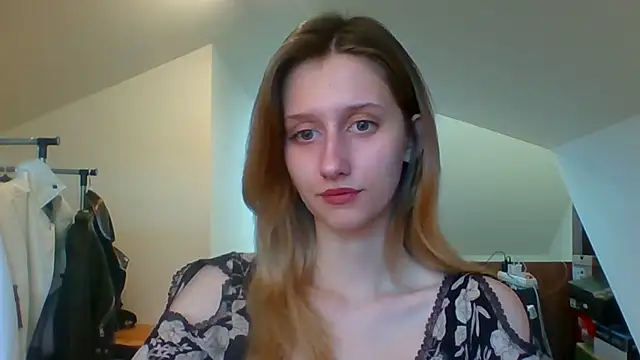 Snapshot of LUNA_delight chatting on January 24, 2025, 2:41 pm LUNA delight online show from January 24, 2025, 2:41 pm