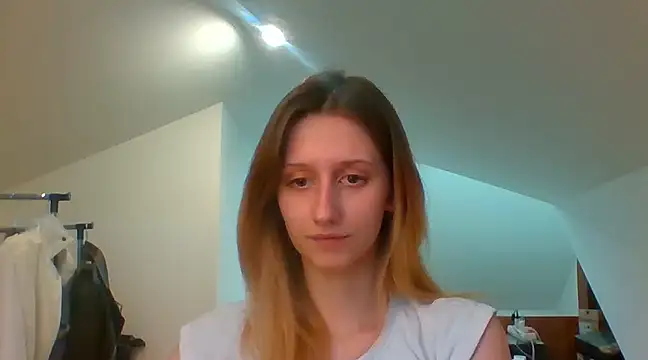 Snapshot of LUNA_delight chatting on January 15, 2025, 2:45 pm LUNA delight online show from January 15, 2025, 2:45 pm