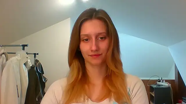 Snapshot of LUNA_delight chatting on March 12, 2025, 2:56 pm LUNA delight online show from March 12, 2025, 2:56 pm