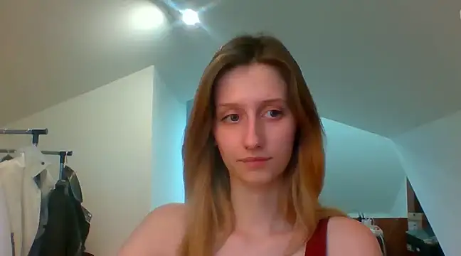 Snapshot of LUNA_delight chatting on January 22, 2025, 2:46 pm LUNA delight online show from January 22, 2025, 2:46 pm