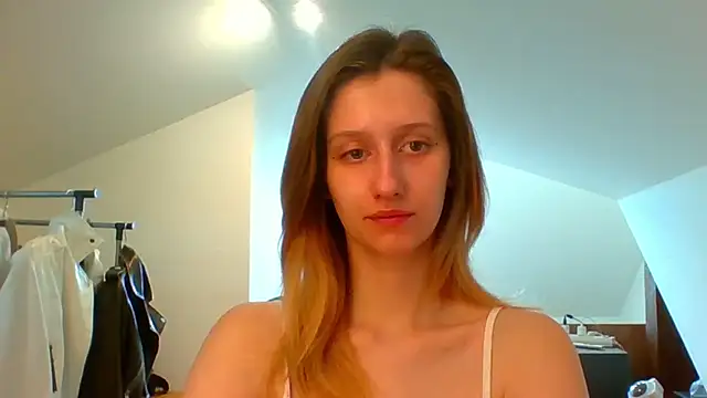 Snapshot of LUNA_delight chatting on February 28, 2025, 7:48 am LUNA delight online show from February 28, 2025, 7:48 am