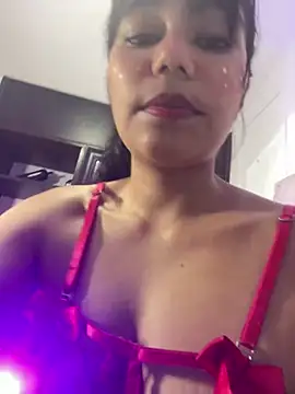 natalyclauss  online show from March 12, 2025, 12:42 am